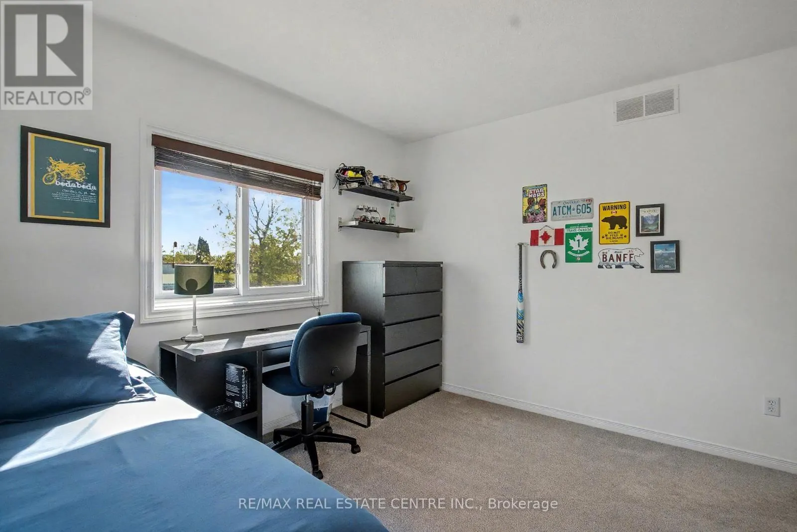 60 LENA CRESCENT