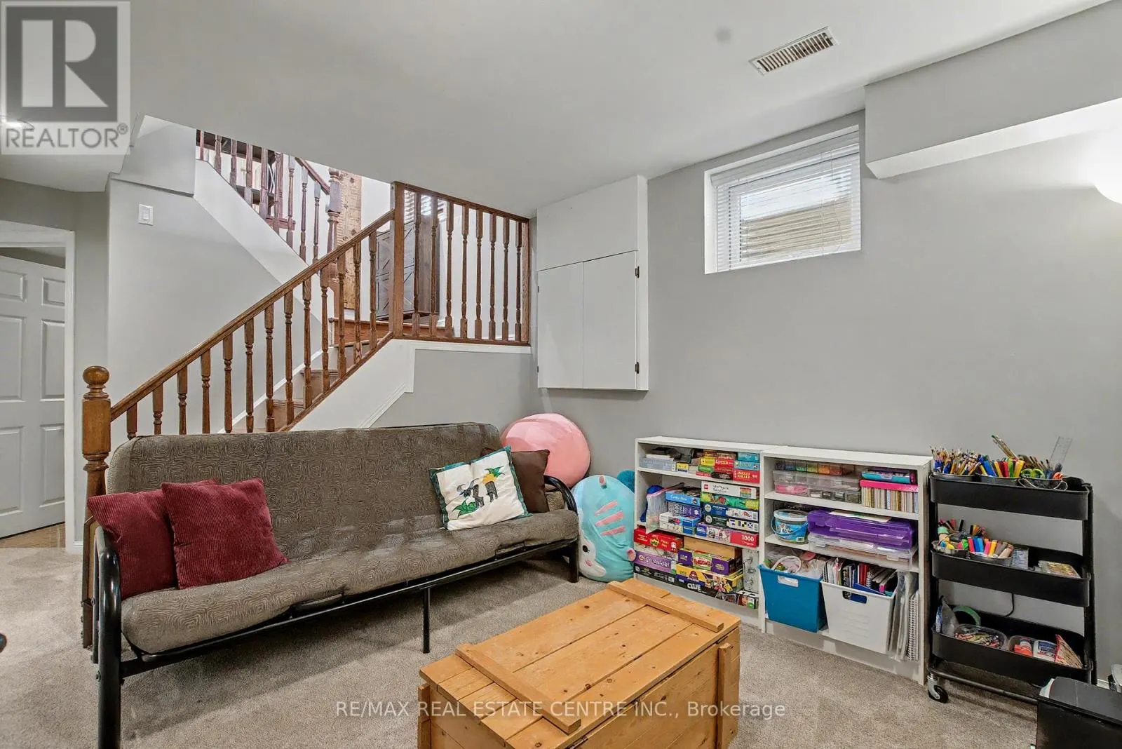 60 LENA CRESCENT