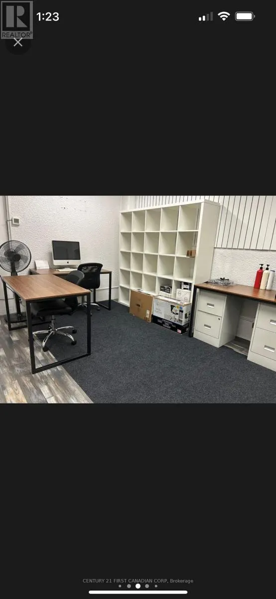212 - 379 DUNDAS STREET, #212