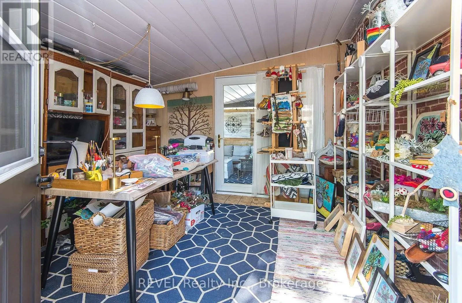 2 CHERIE ROAD