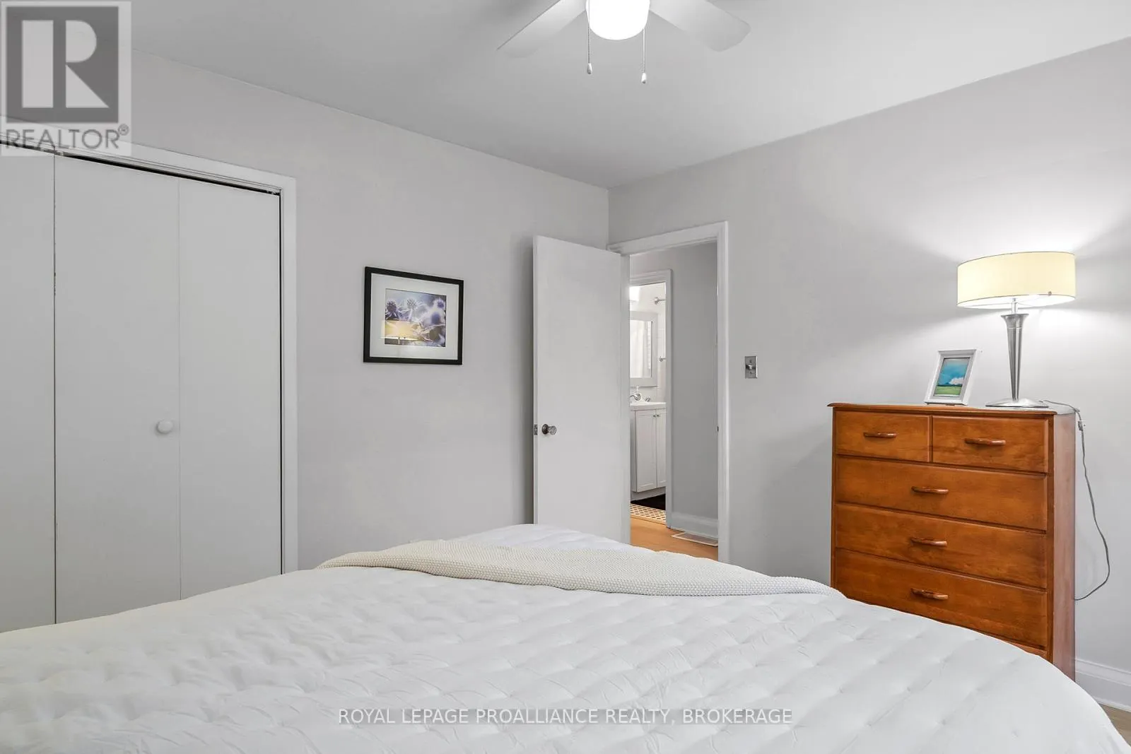 8 GRAHAM AVENUE