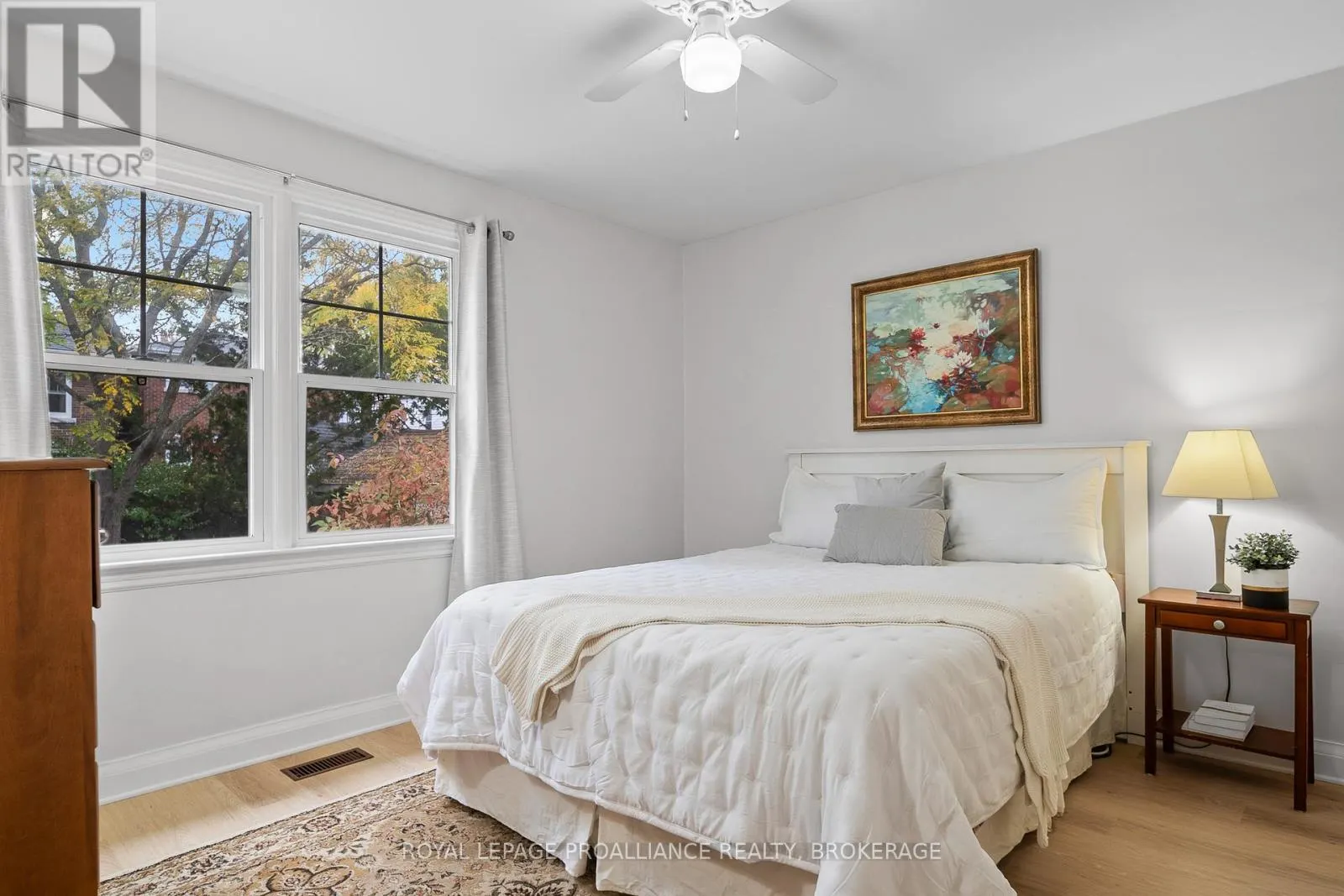8 GRAHAM AVENUE