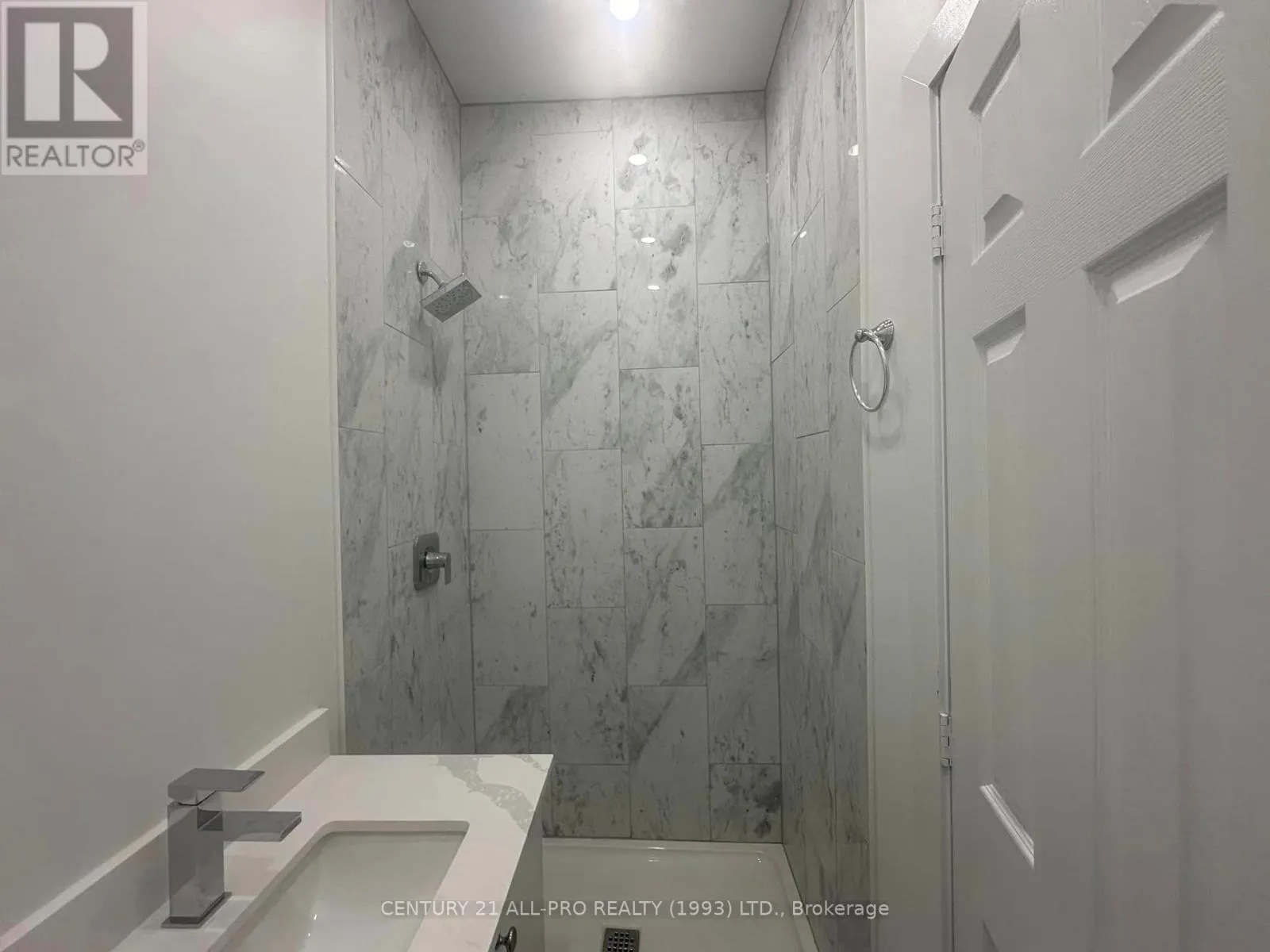 UNIT 2 - 82 KING STREET W, #Unit 2