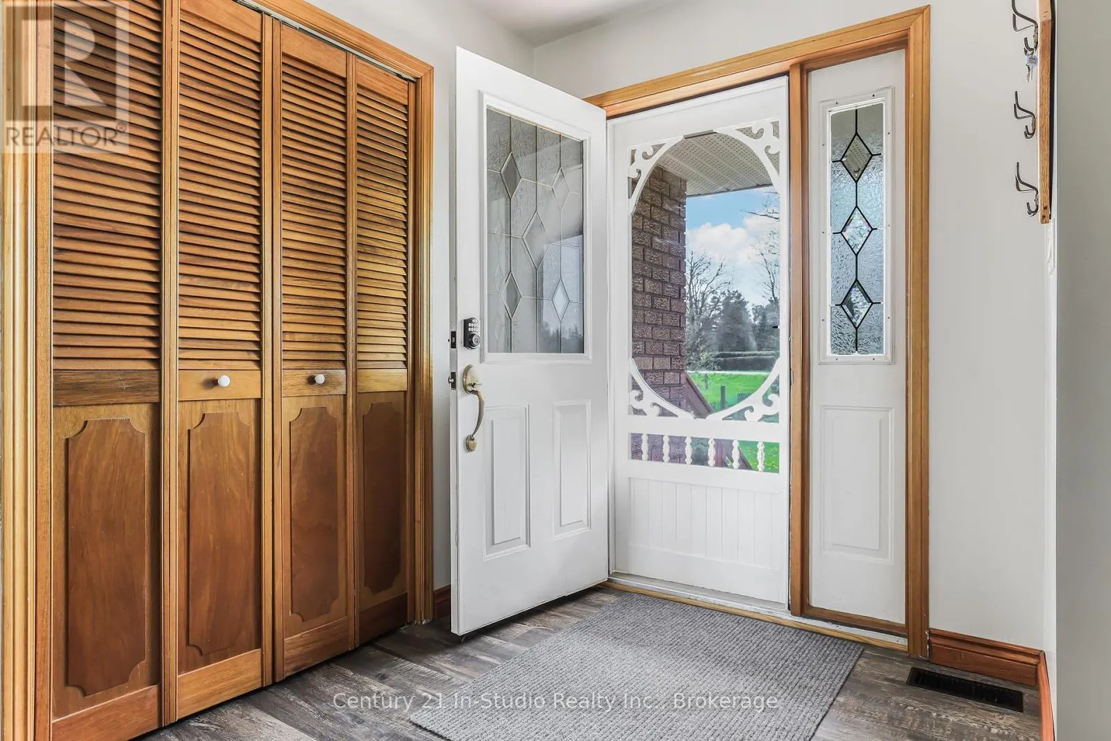 453157 GREY ROAD 2