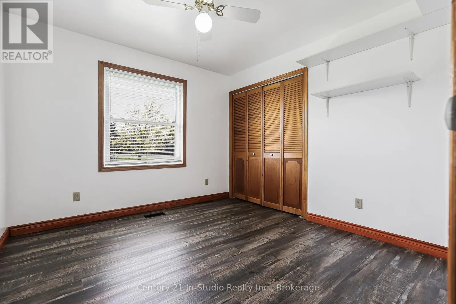 453157 GREY ROAD 2