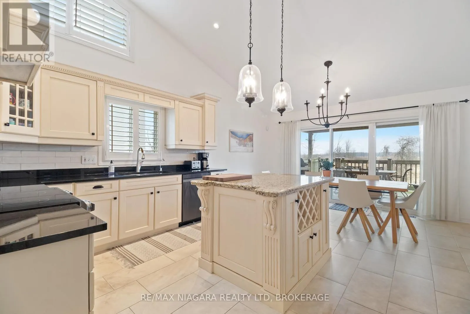 8311 VEGTER COURT