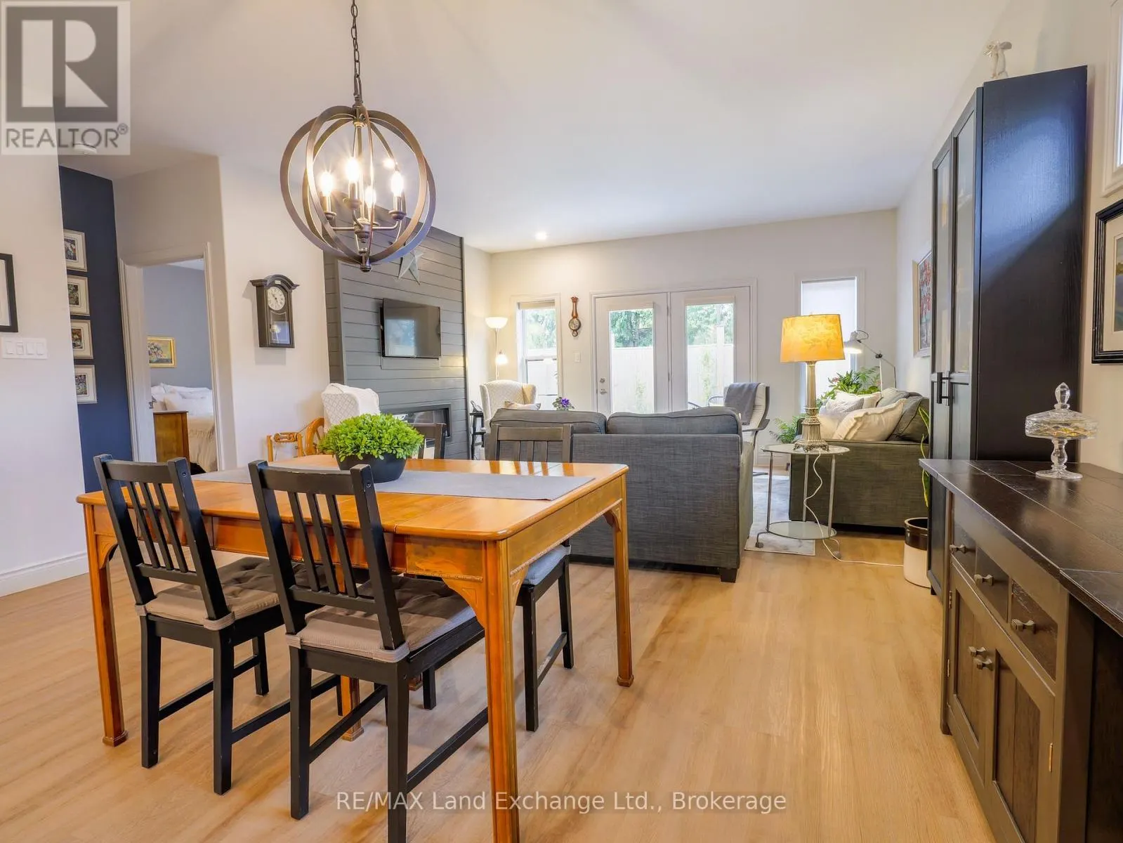 1 - 775 CAMPBELL AVENUE, #1