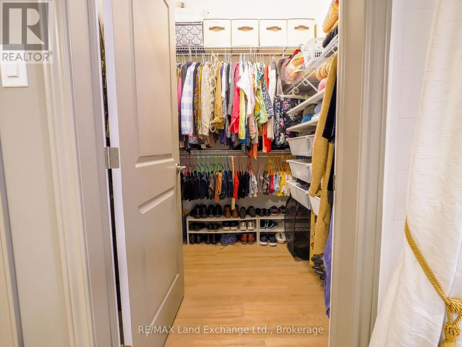 1 - 775 CAMPBELL AVENUE, #1