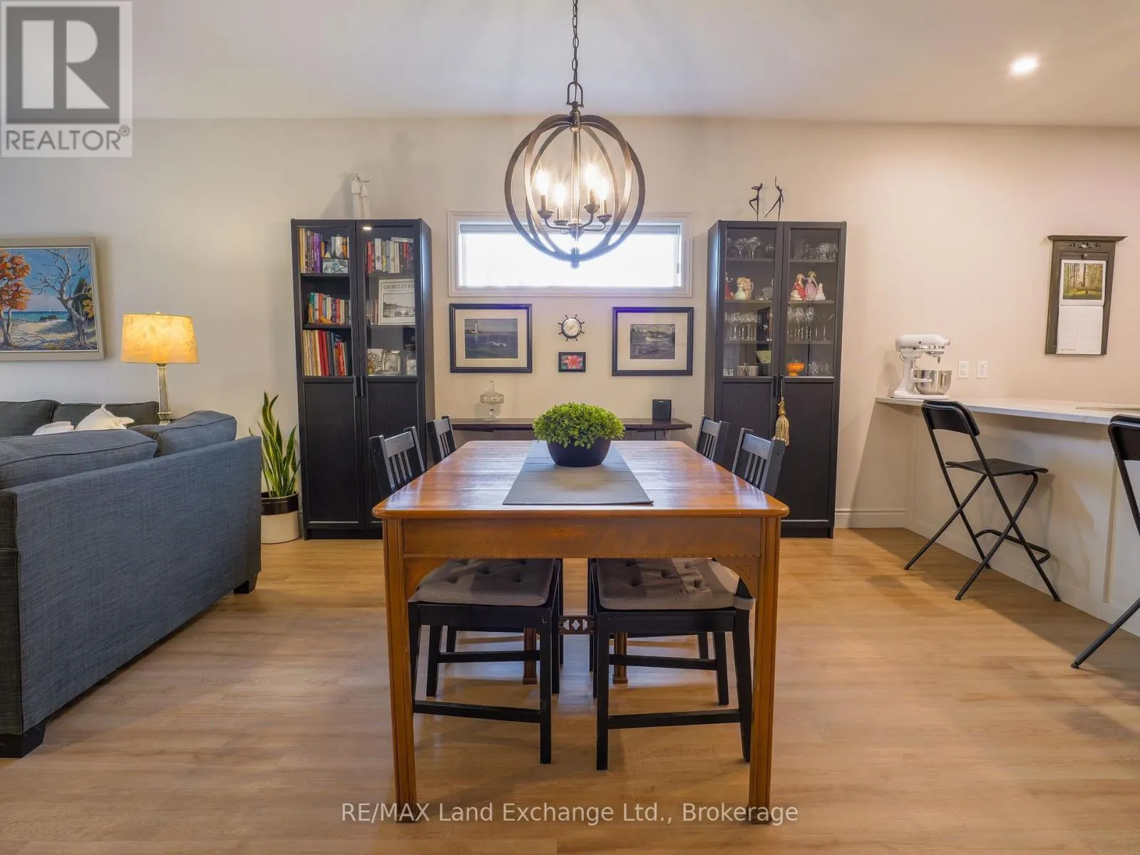 1 - 775 CAMPBELL AVENUE, #1