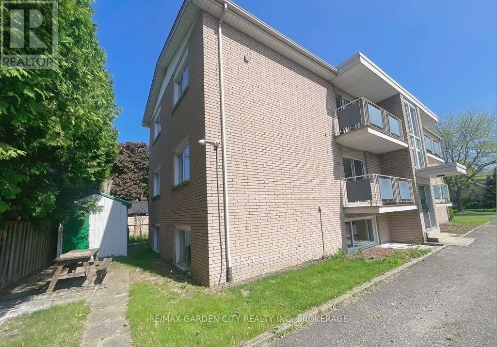 5 - 15 JOHN STREET, #5
