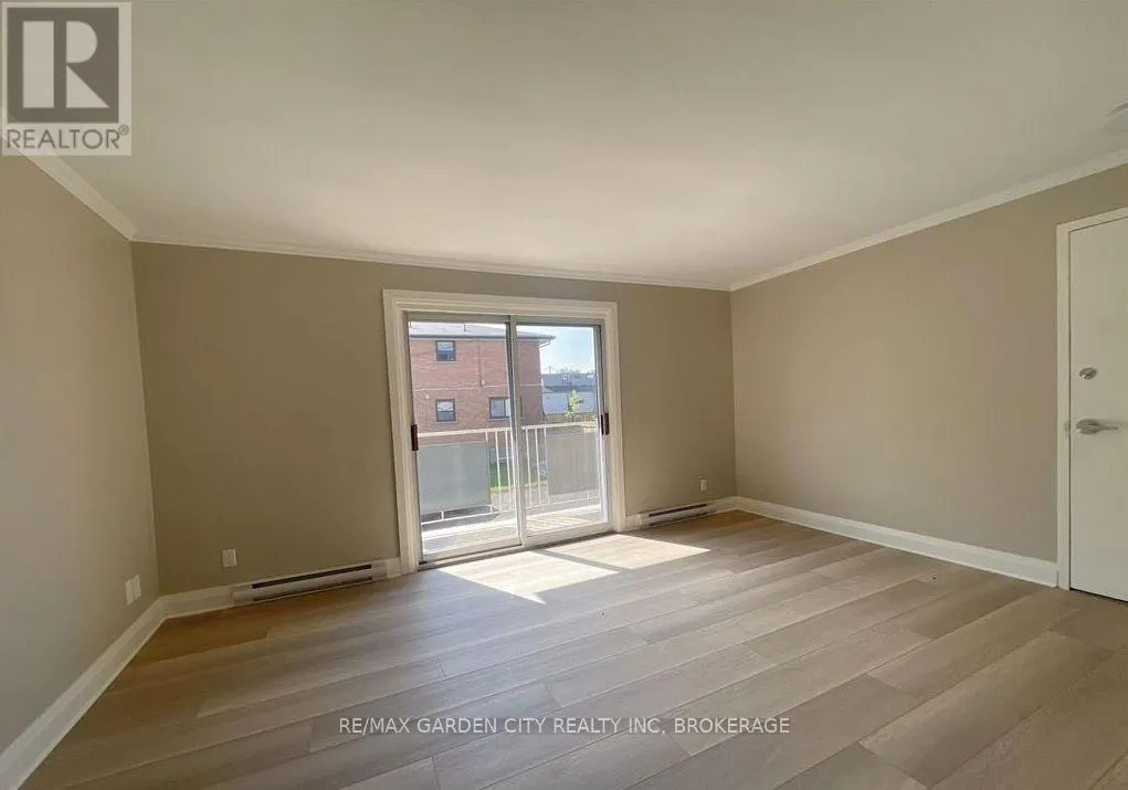 5 - 15 JOHN STREET, #5