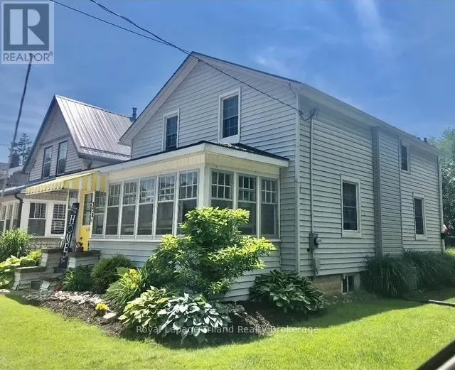 338 SMITH STREET