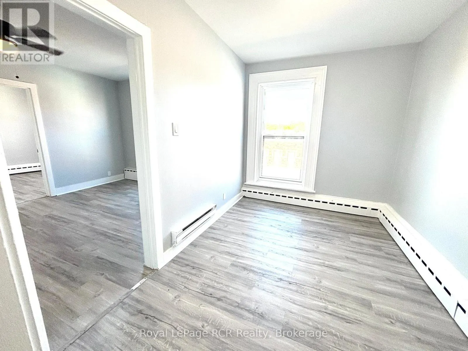6 - 844 2ND AVENUE E, #6