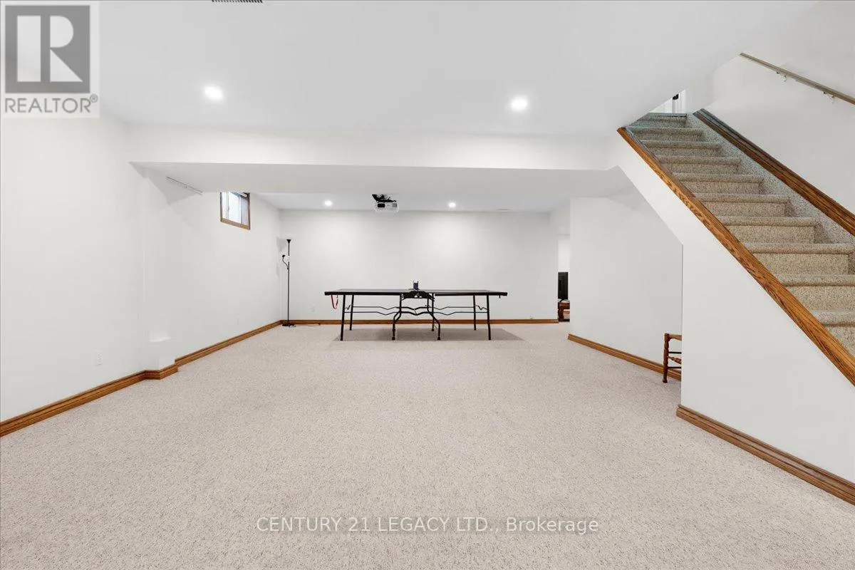 3 NELSON AVENUE