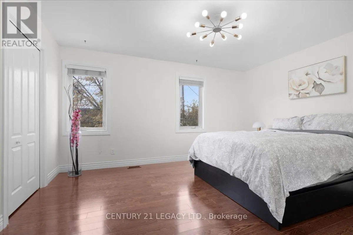 3 NELSON AVENUE