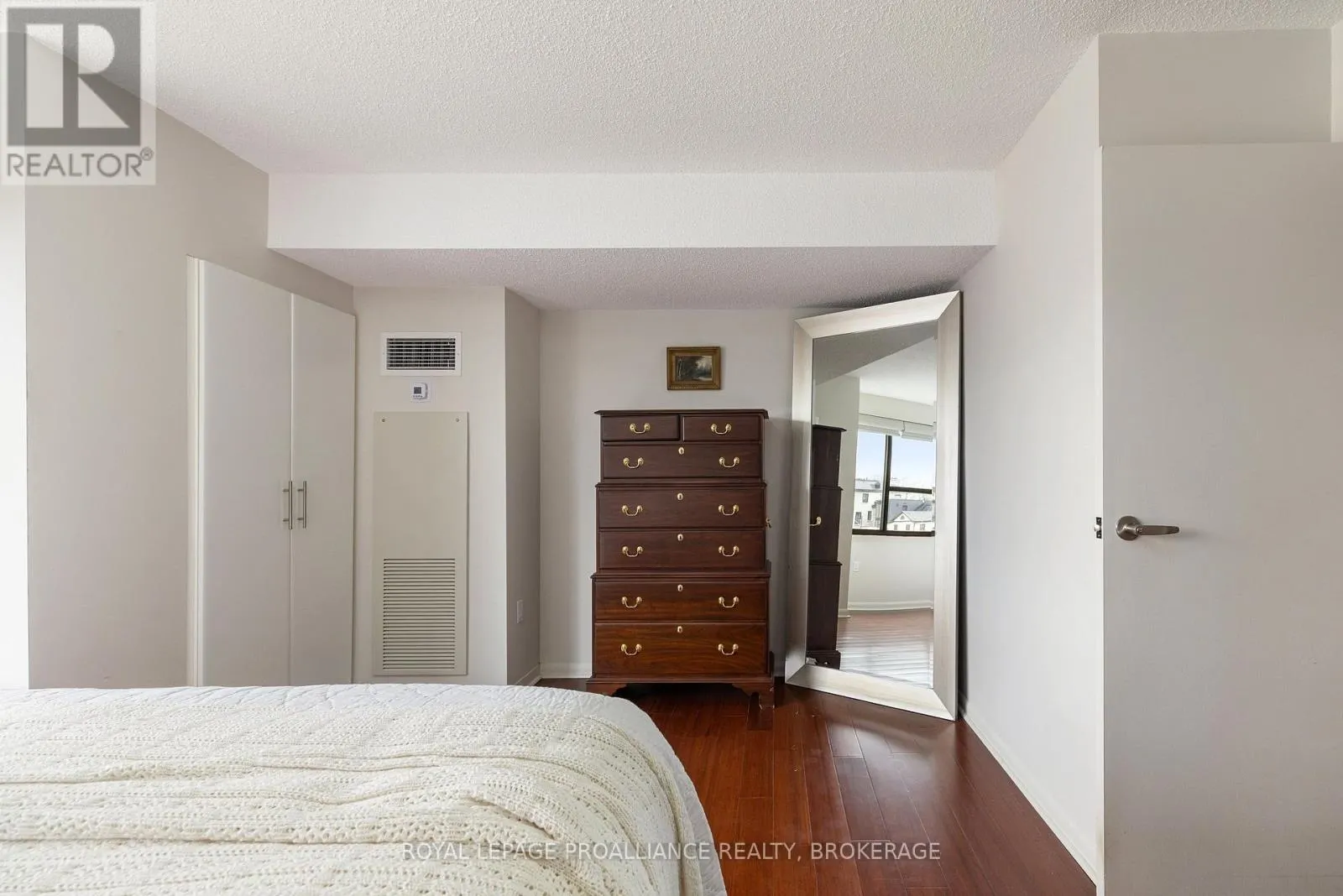 301 - 165 ONTARIO STREET, #301