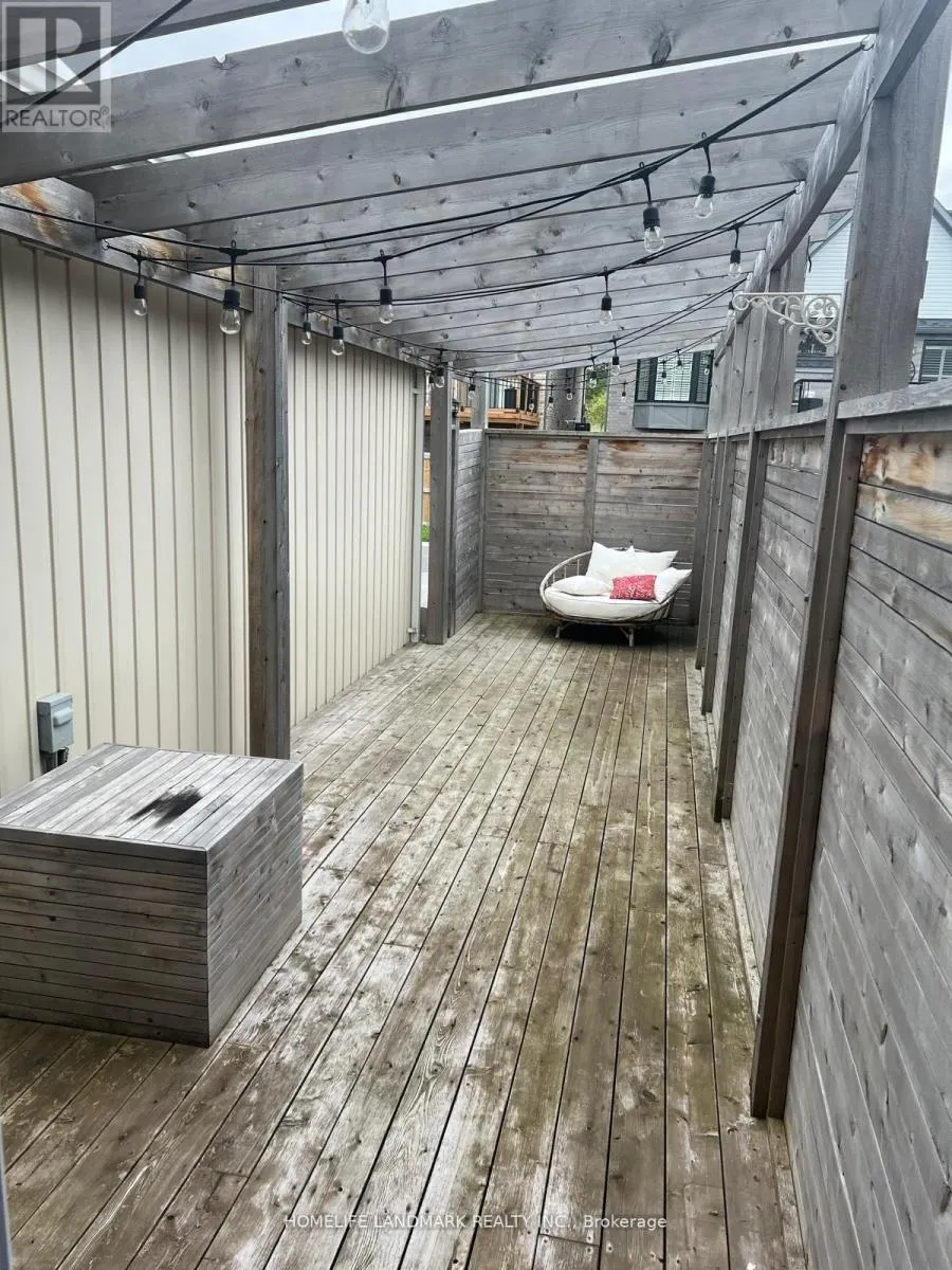 794 BROADWAY BOULEVARD