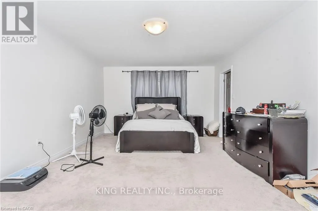 26 - 470 LINDEN DRIVE