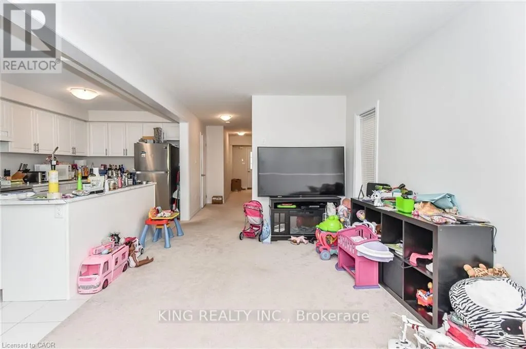 26 - 470 LINDEN DRIVE