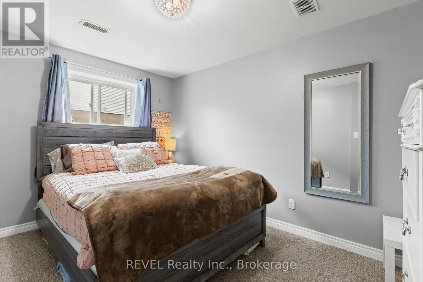 360 ANTOINETTE ROAD