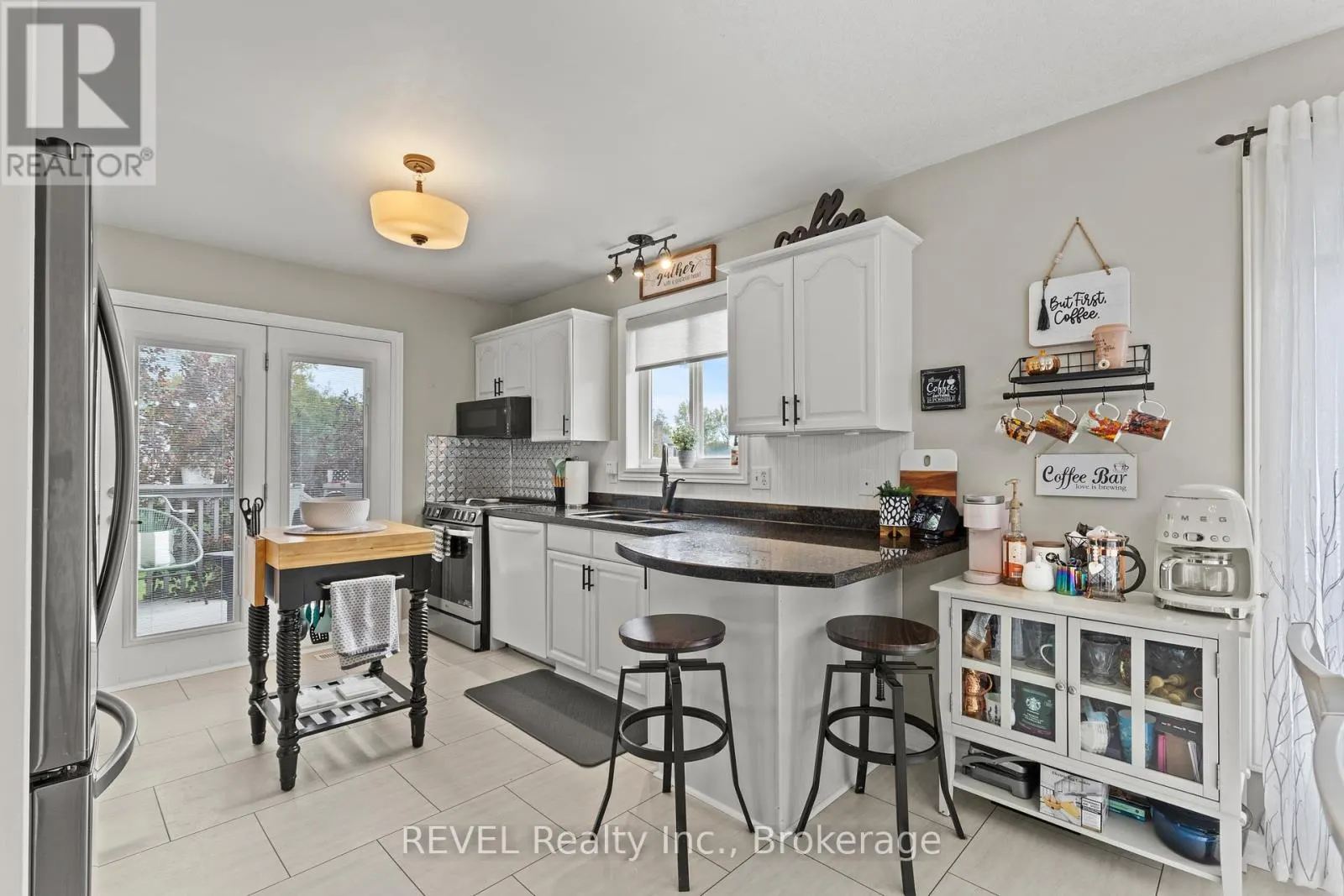 360 ANTOINETTE ROAD