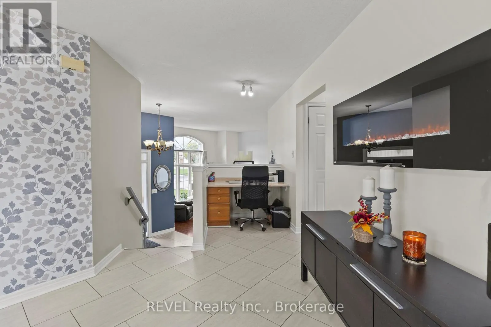 360 ANTOINETTE ROAD
