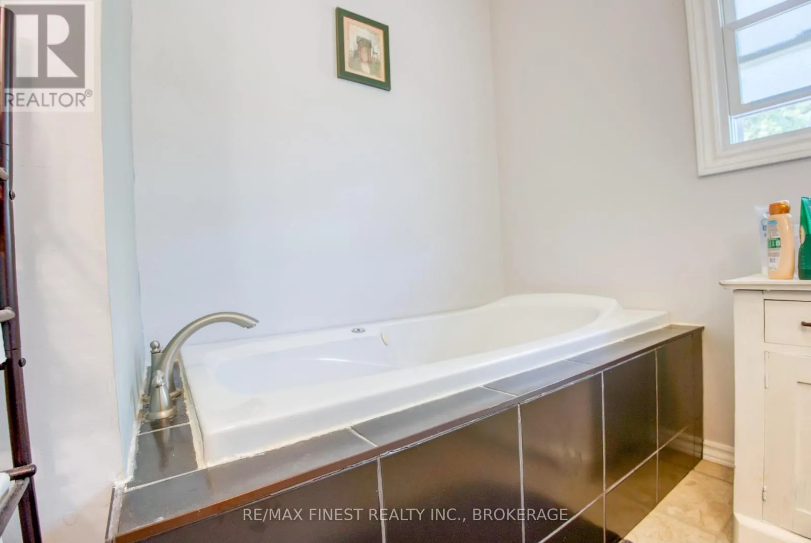 1286 BROCK ROAD