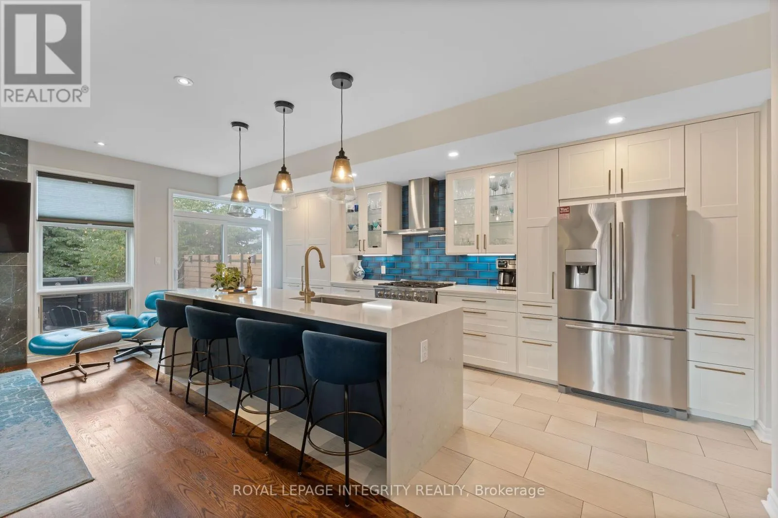 823 PETRA PRIVATE