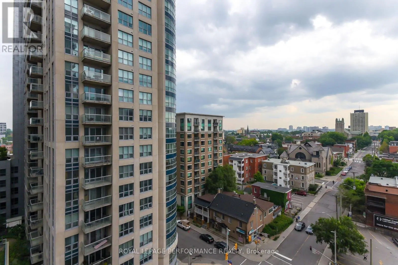 1107 - 234 RIDEAU STREET
