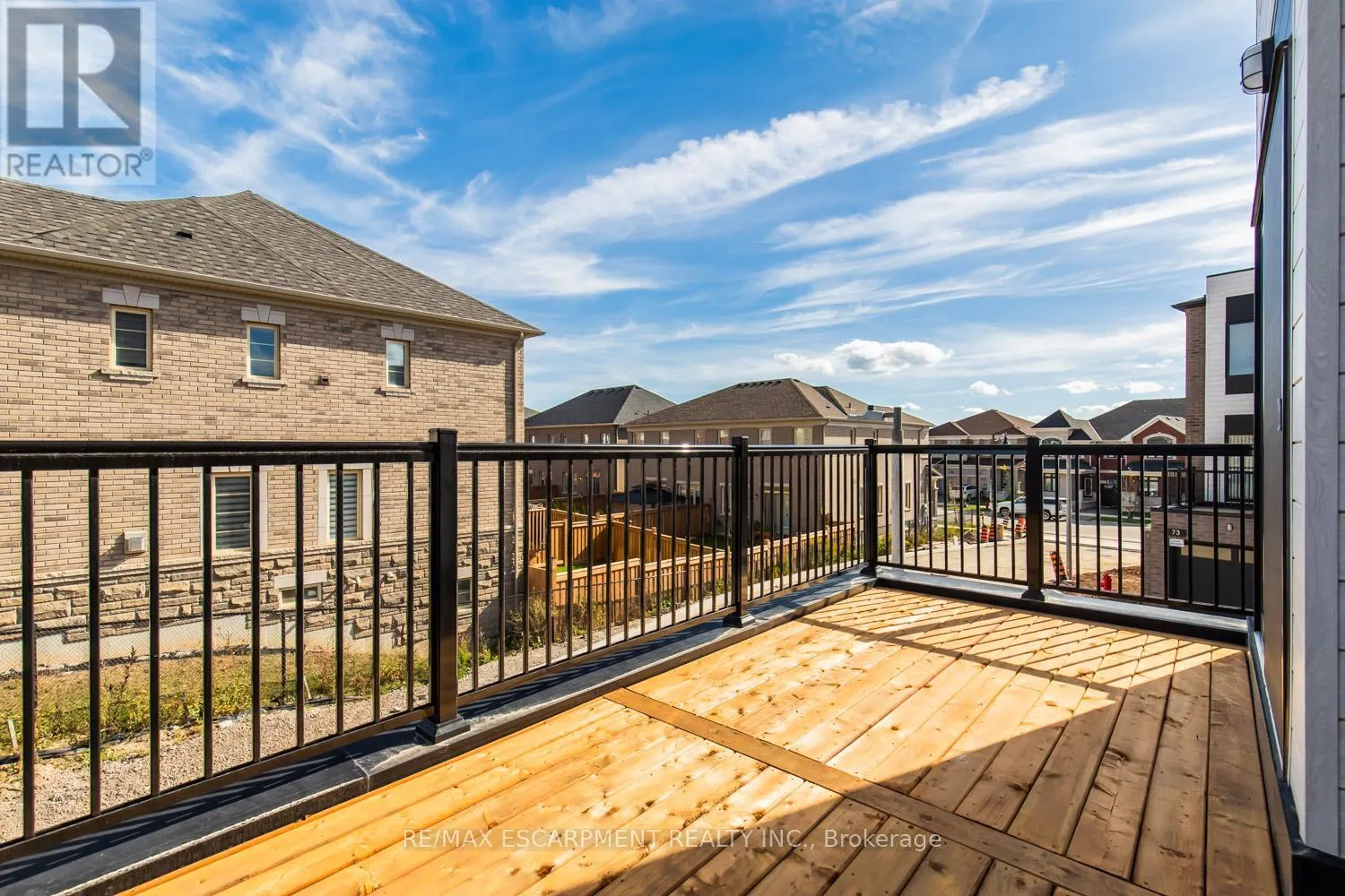 39 - 70 KENESKY DRIVE