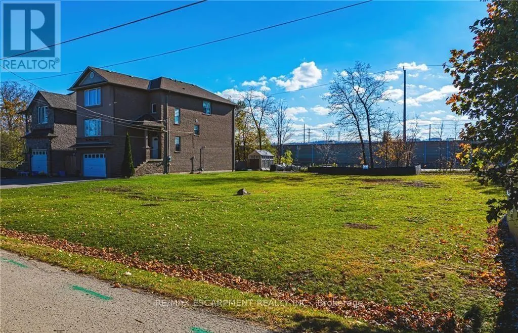 5 TRILLIUM AVENUE