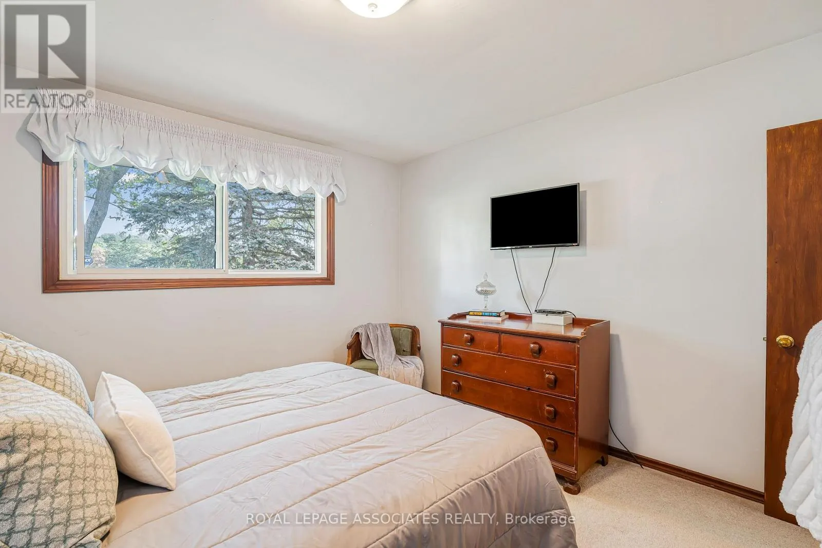 2371 HENDERSHOT ROAD