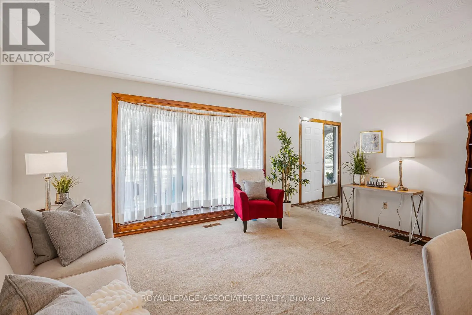 2371 HENDERSHOT ROAD