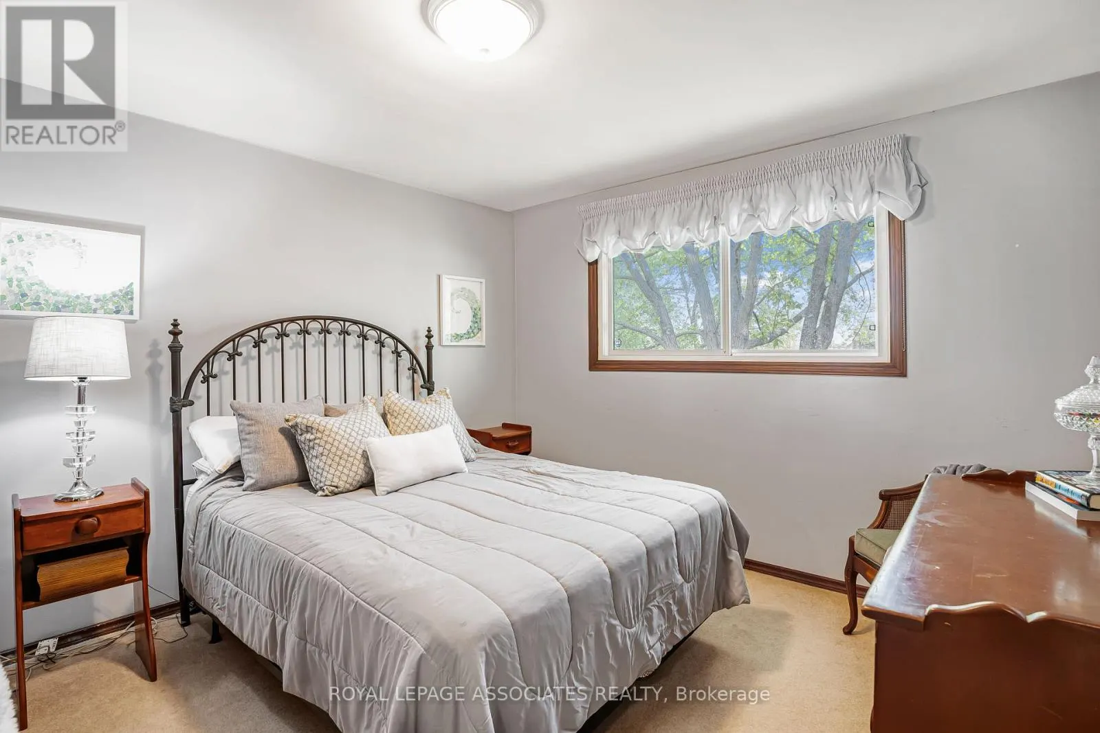 2371 HENDERSHOT ROAD