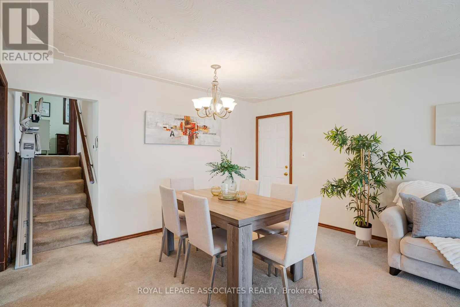 2371 HENDERSHOT ROAD