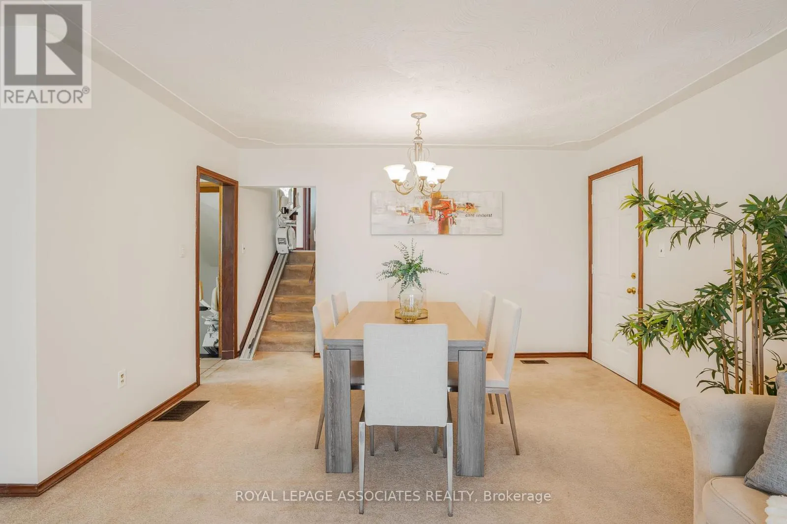 2371 HENDERSHOT ROAD