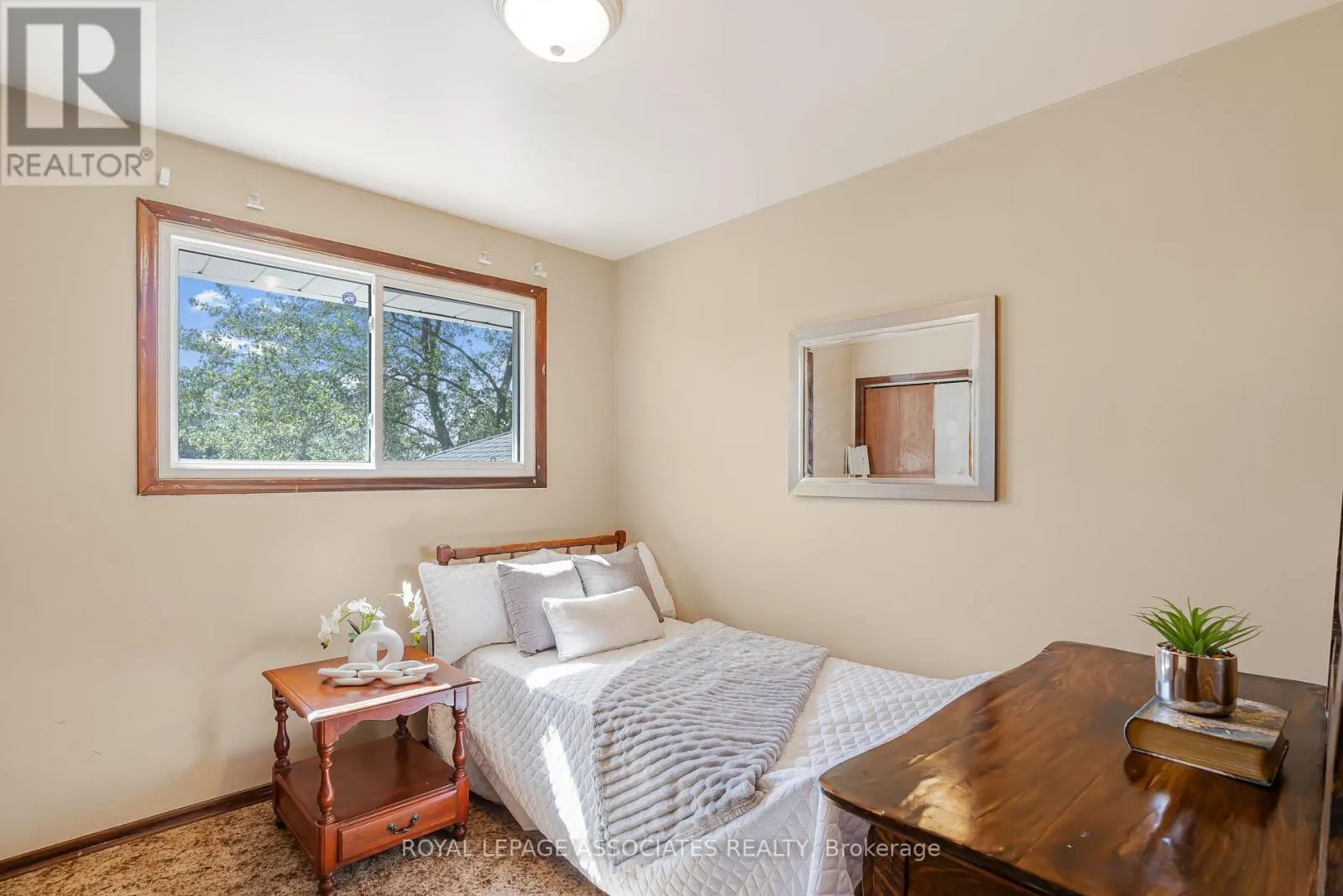 2371 HENDERSHOT ROAD