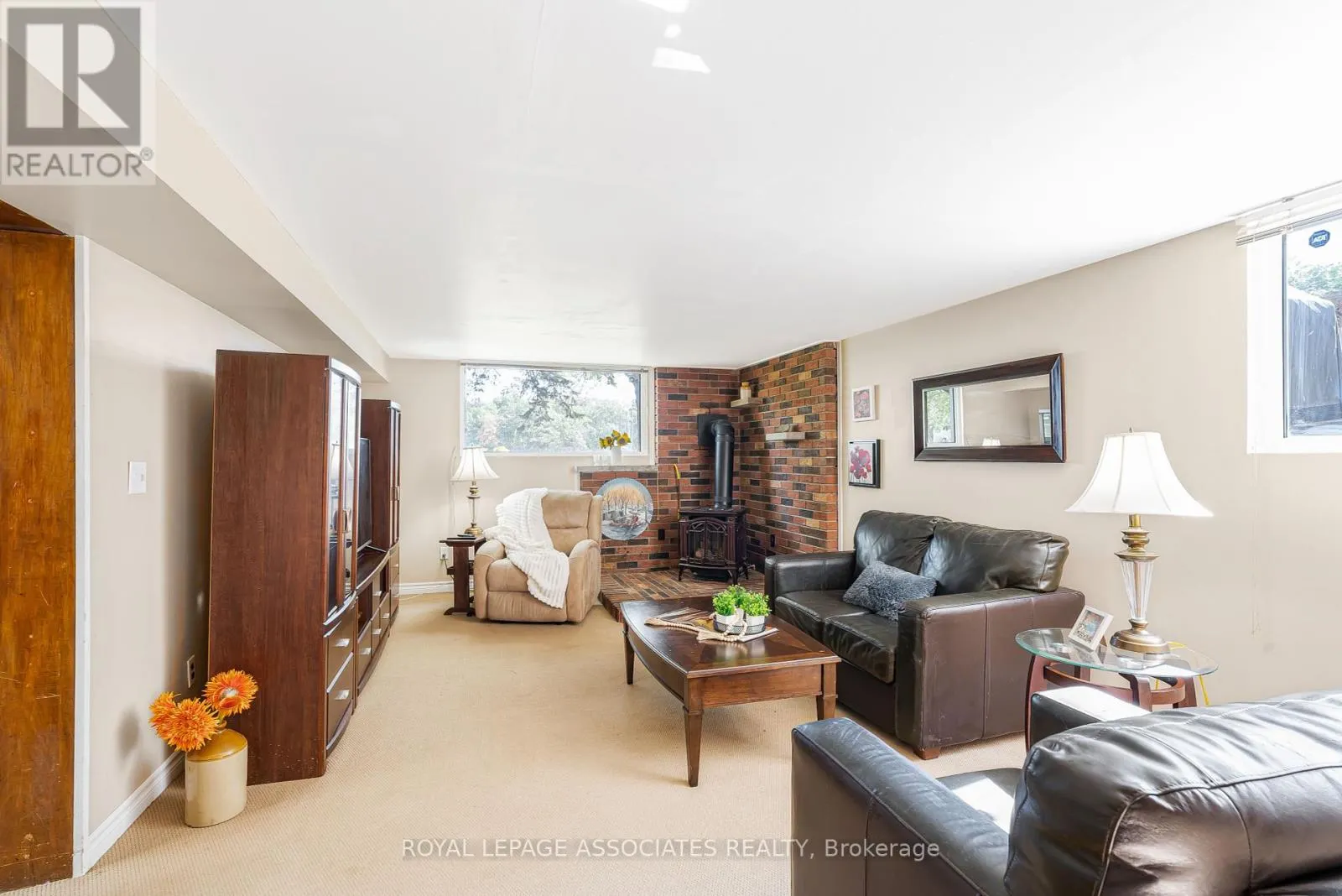 2371 HENDERSHOT ROAD