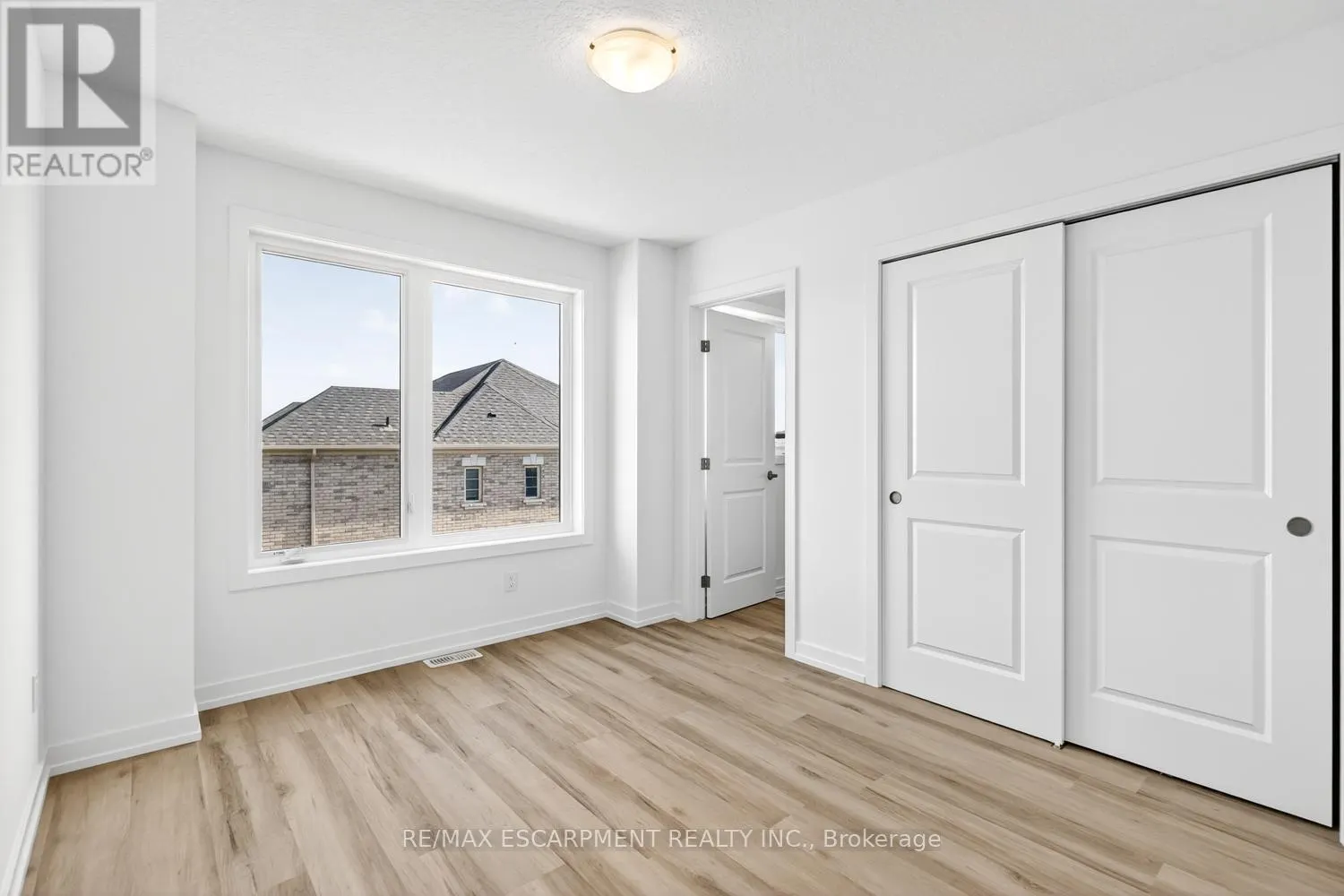 37 - 70 KENESKY DRIVE