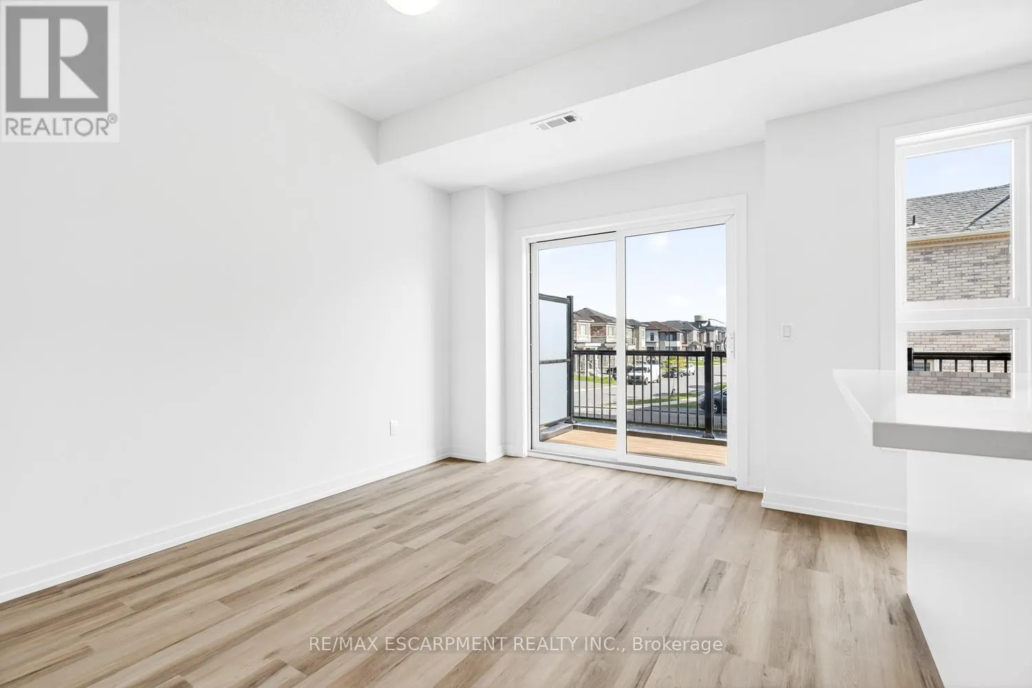 37 - 70 KENESKY DRIVE