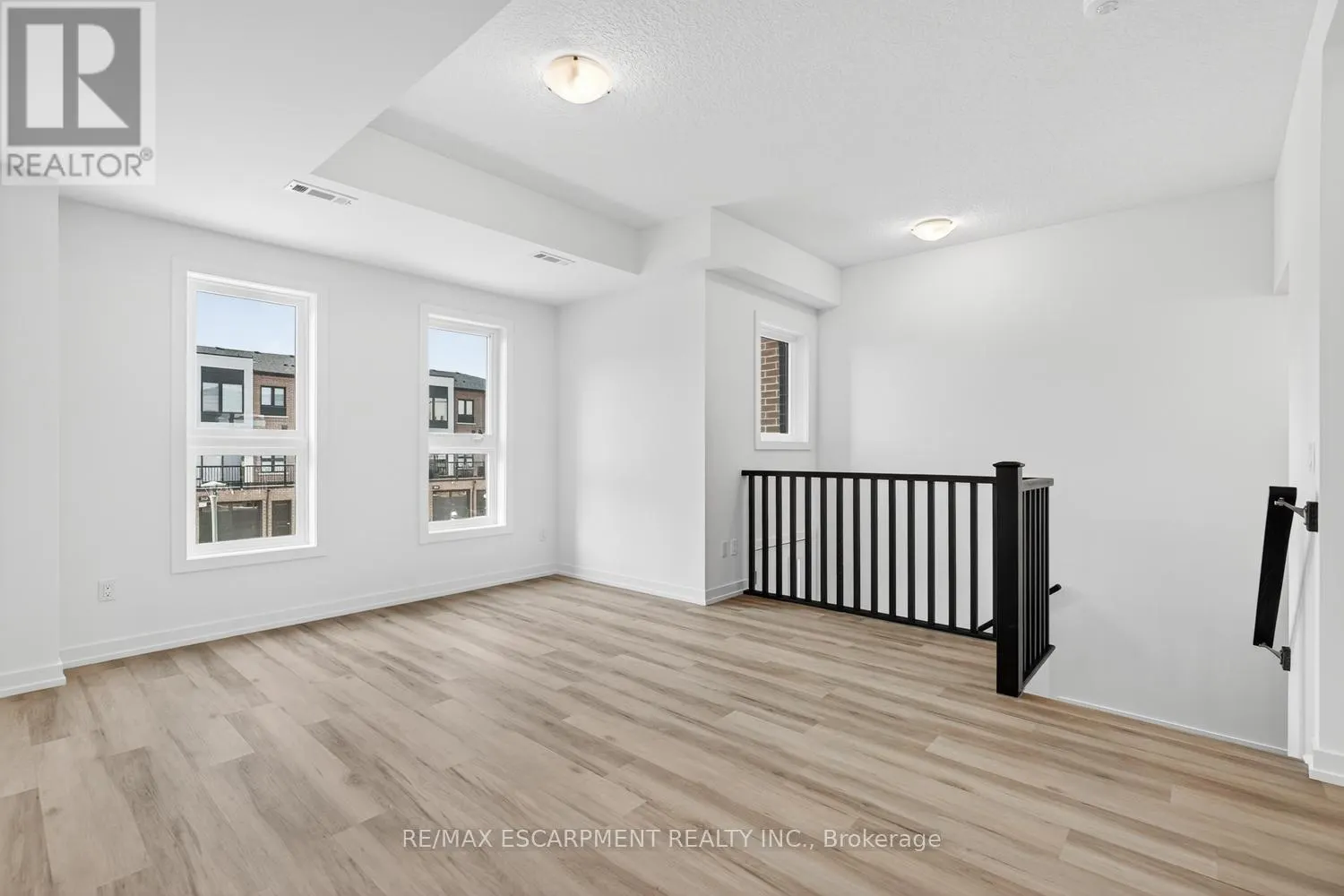 37 - 70 KENESKY DRIVE