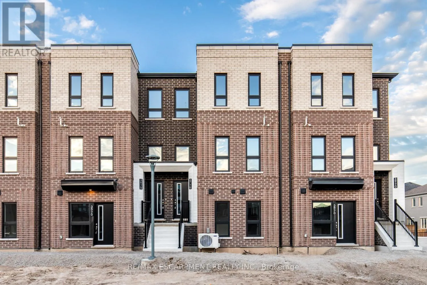 37 - 70 KENESKY DRIVE