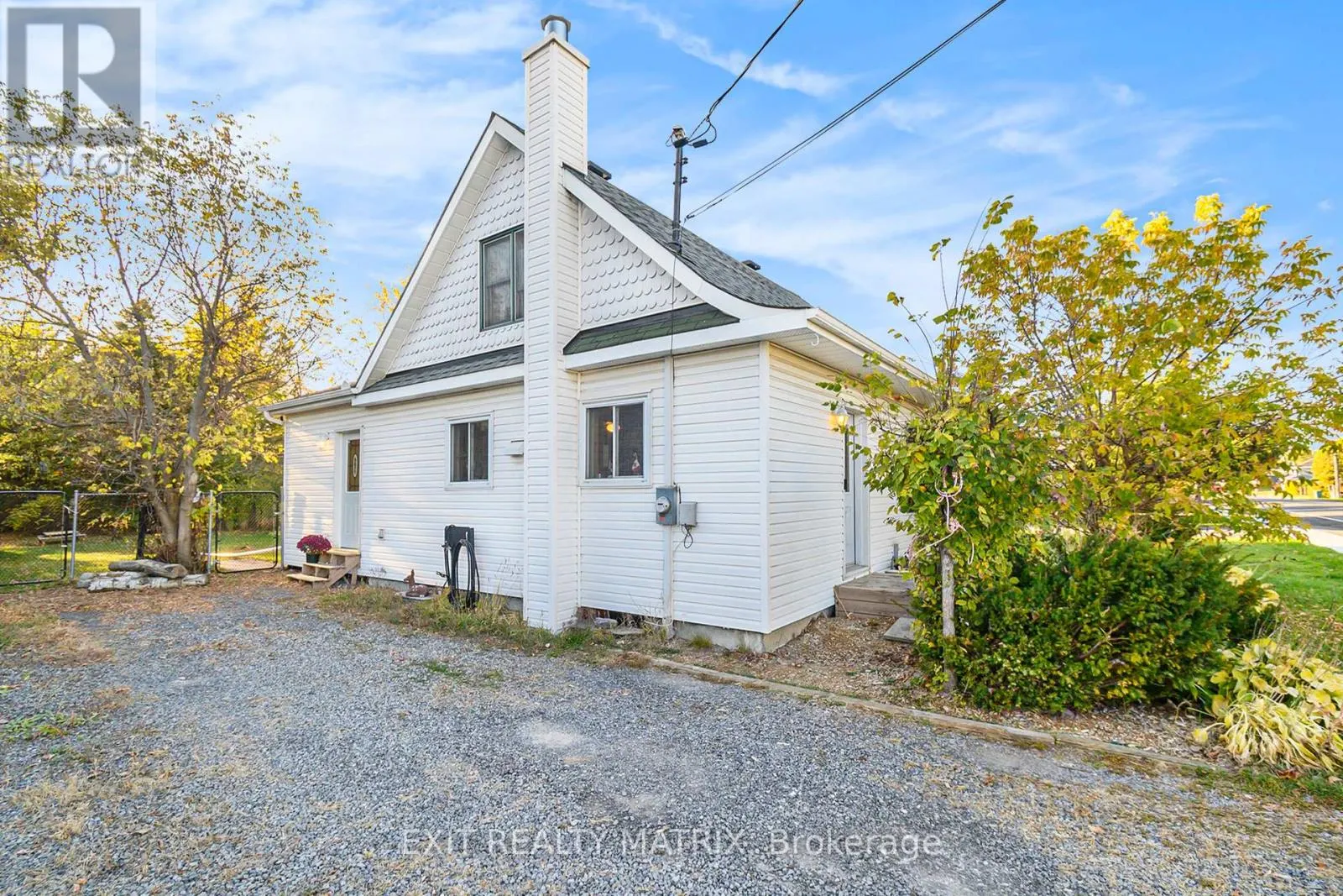 3498 SARSFIELD ROAD