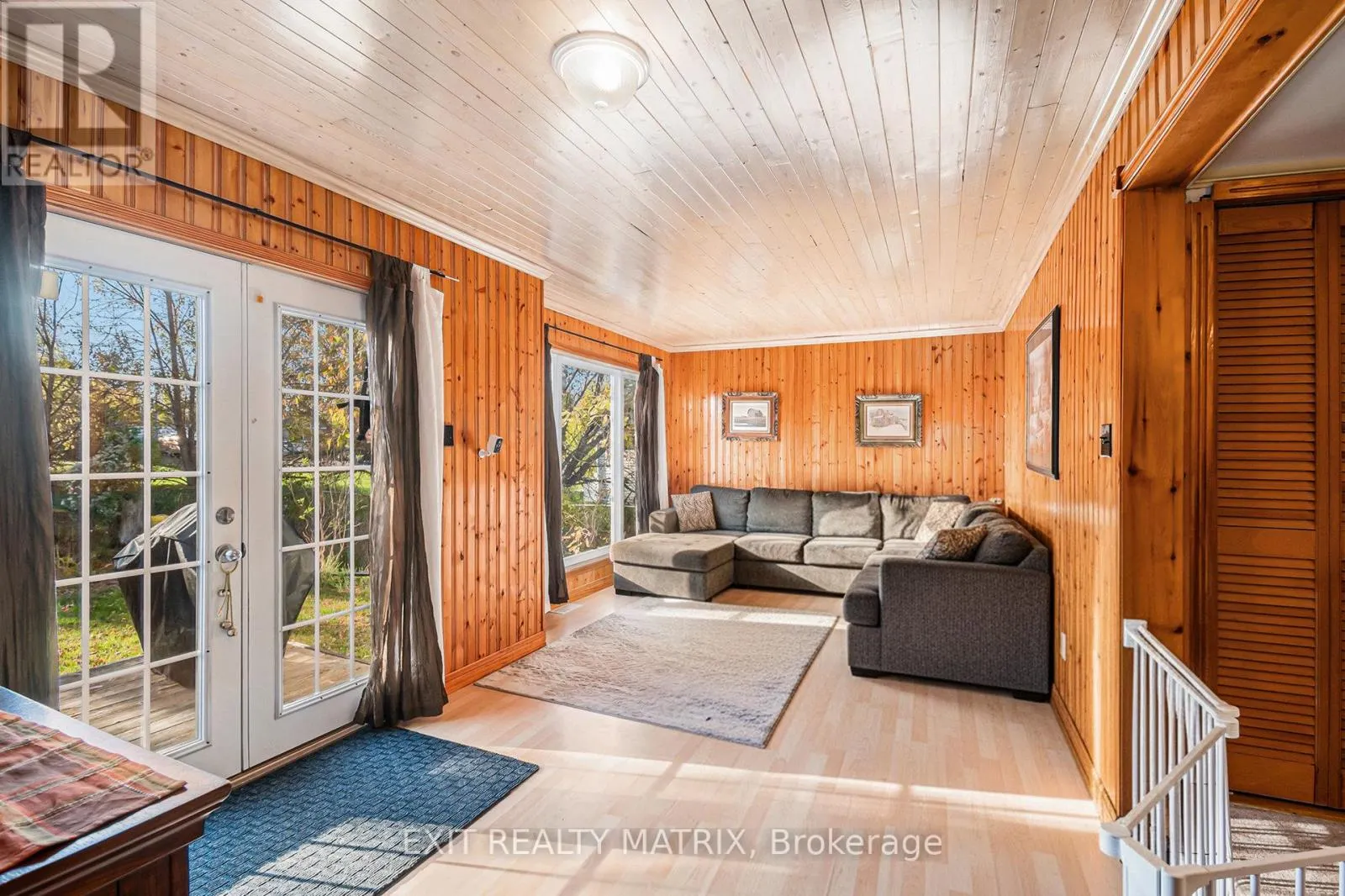 3498 SARSFIELD ROAD