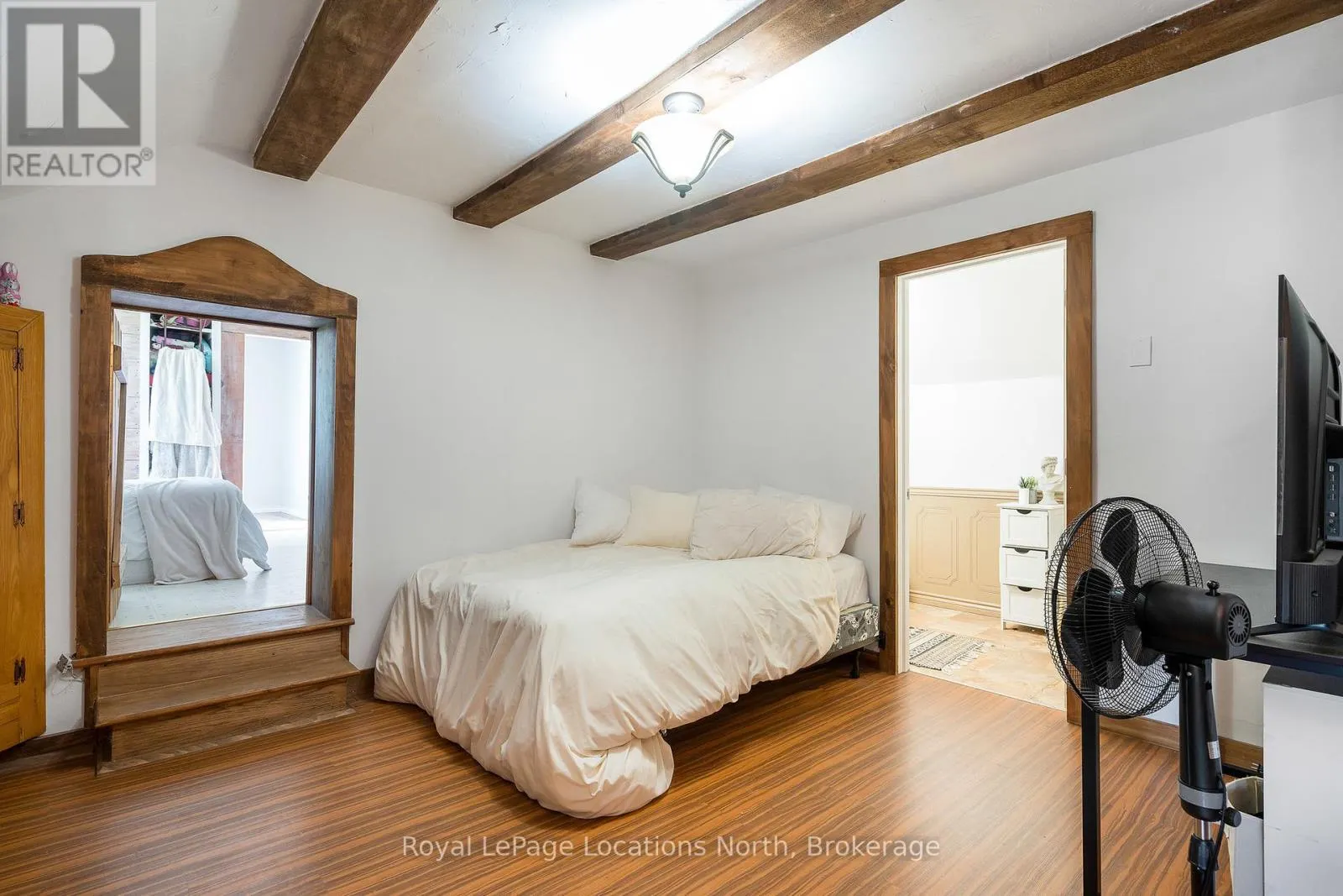 138237 GREY ROAD 112