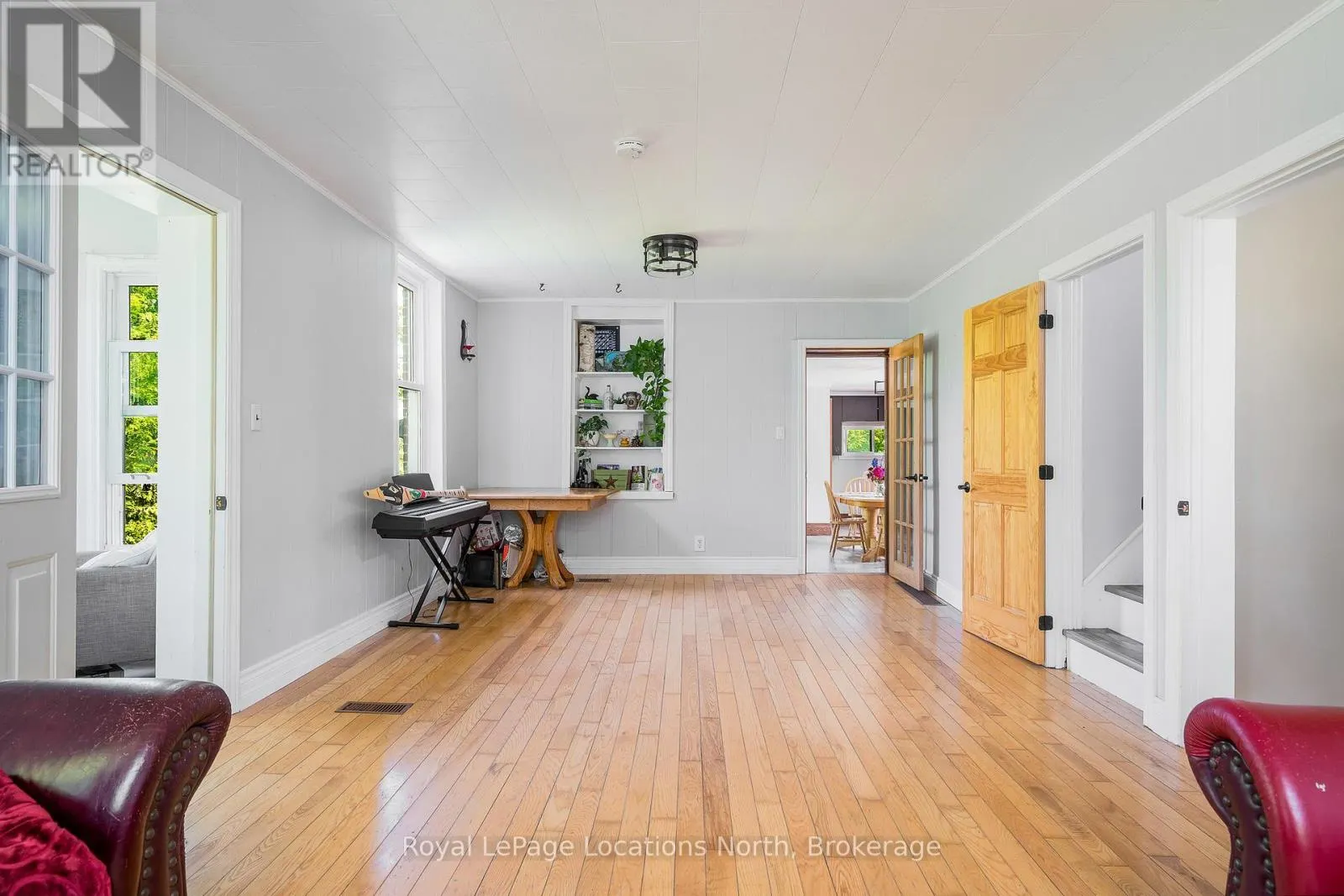 138237 GREY ROAD 112