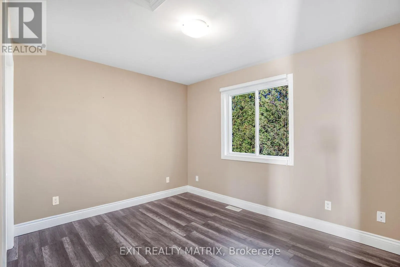 6 TELEGRAPH CRESCENT