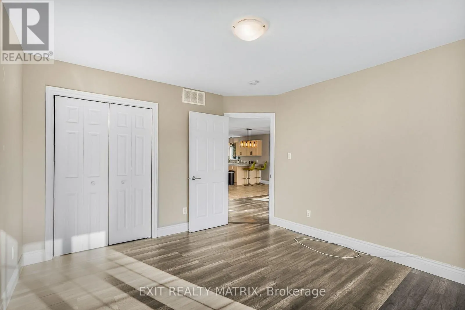 6 TELEGRAPH CRESCENT