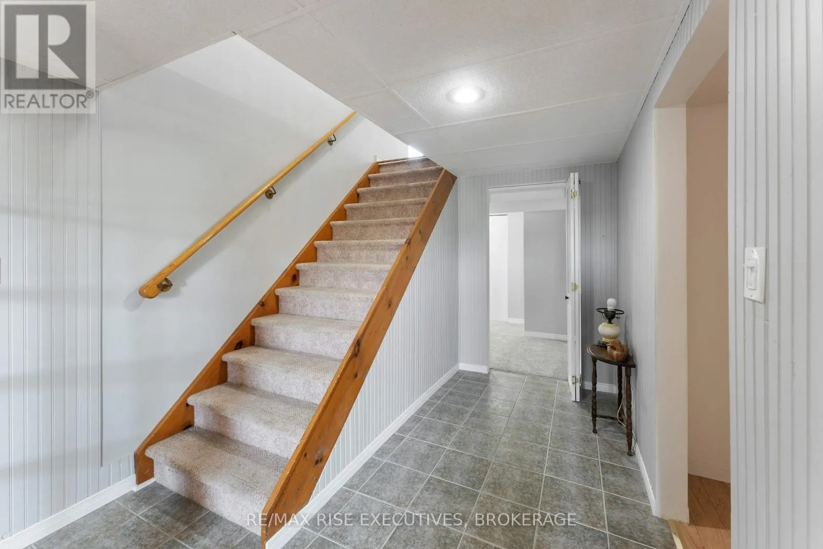 656 RIVERMEADE AVENUE
