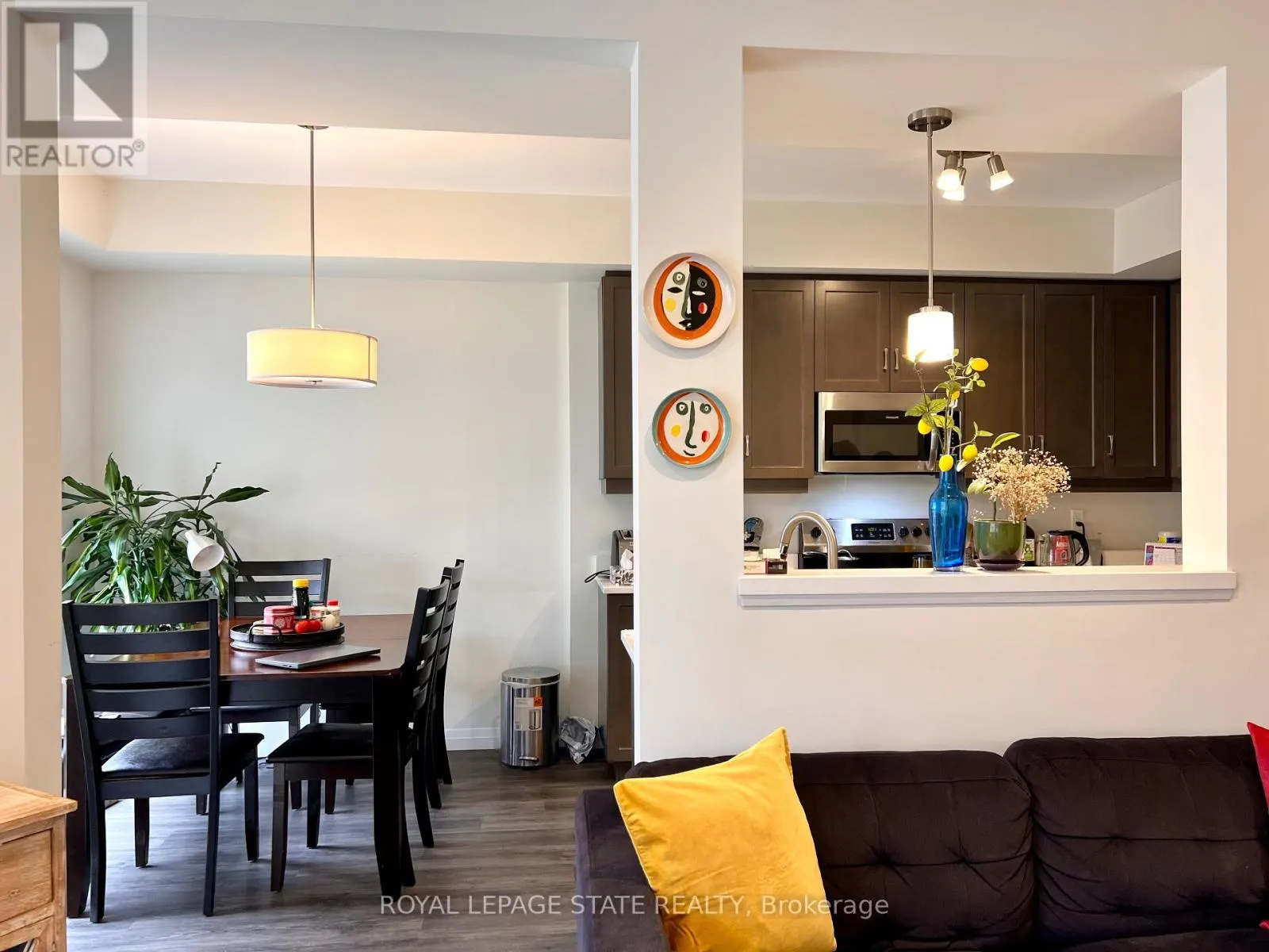 13 DRESSER LANE